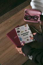 PREVENTA ÚLTIMAS UNIDADES Sticker Book