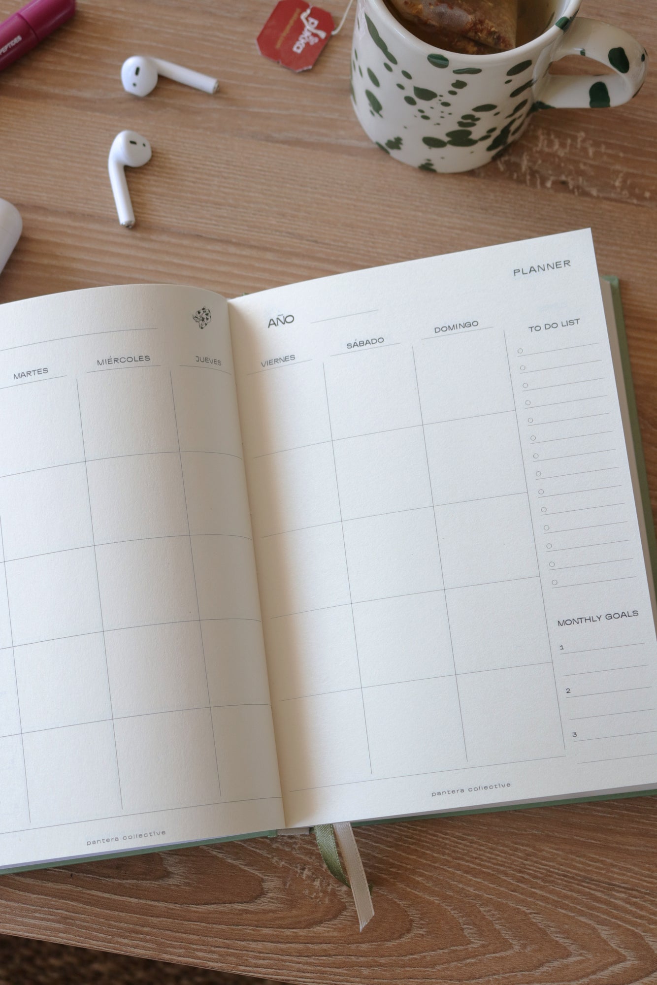 Daily Planner Sage Green