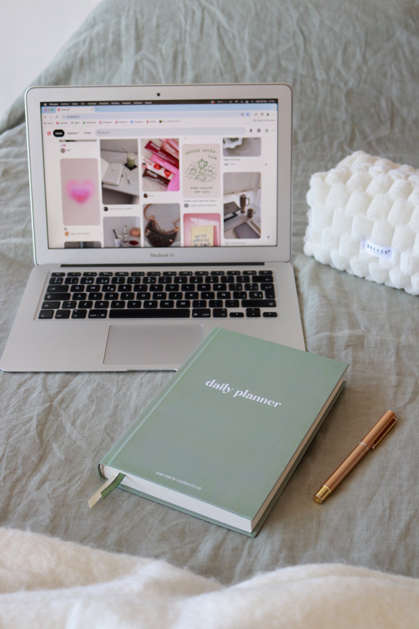 Daily Planner Sage Green