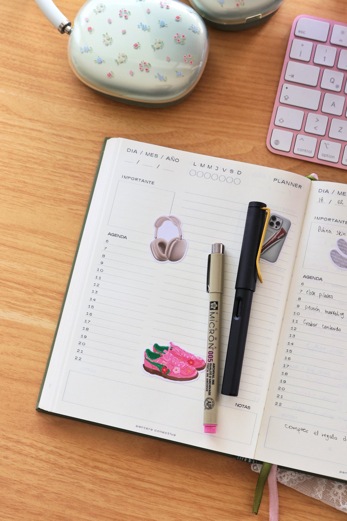 Daily Planner Pink Red