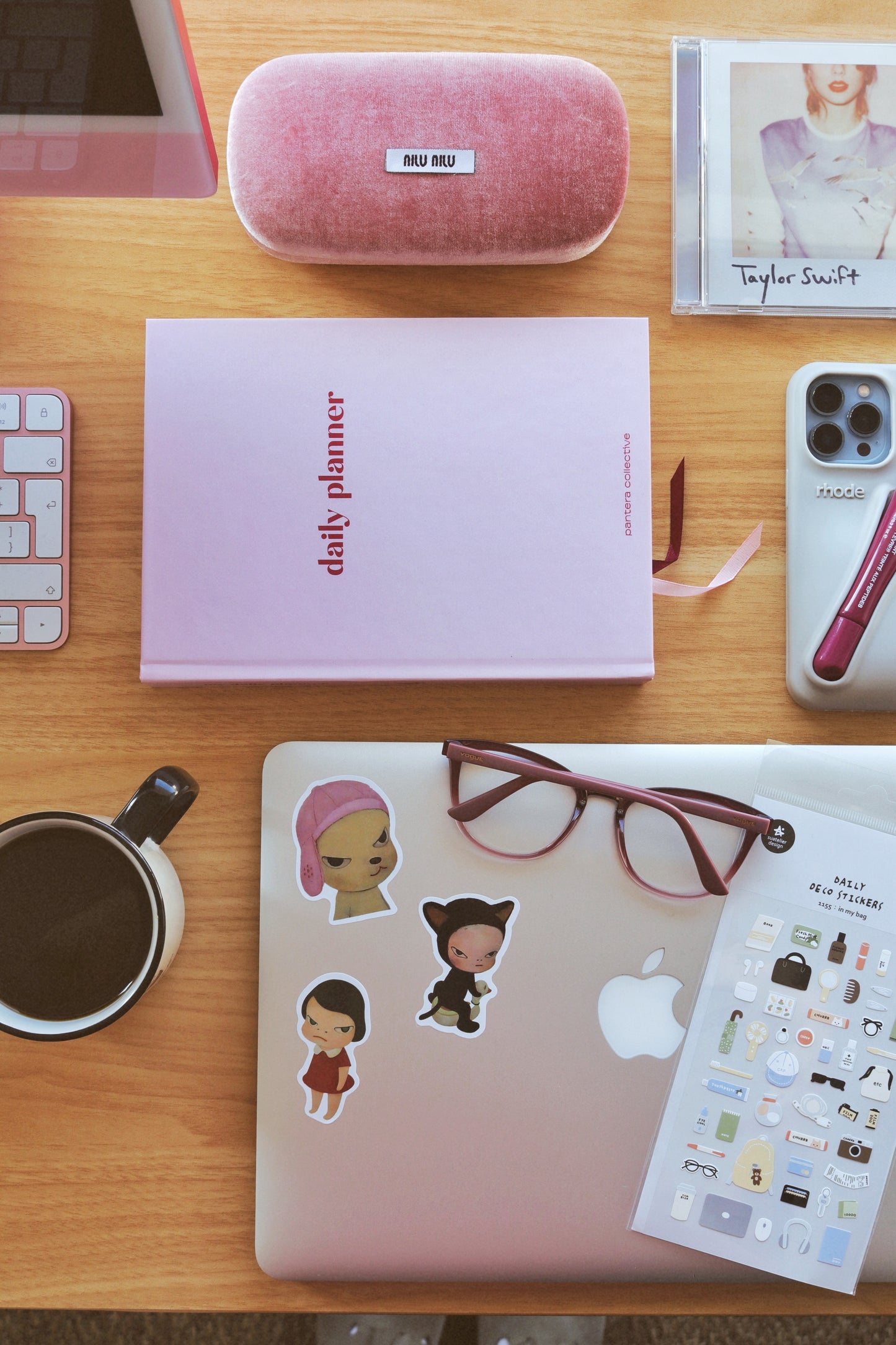Daily Planner Pink Red