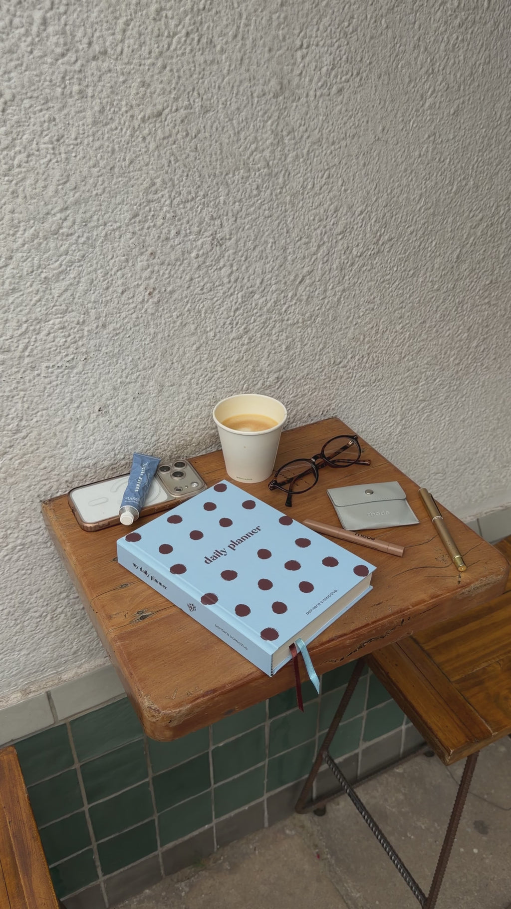 Polka Dots Daily Planner Copenhagen Edición Limitada